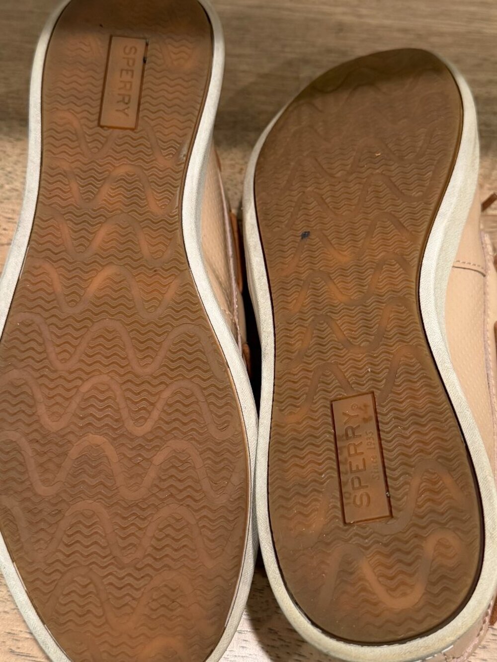Sperry Oasis Canal Patent Leather Boat Shoes Cream White Loafers Size 8.5 - Picture 4 of 6